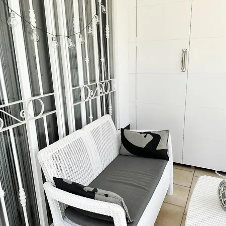 Апартаменты Relaxing Ocean View, Spacious Art With Large Terrace, Near Beaches Адехе