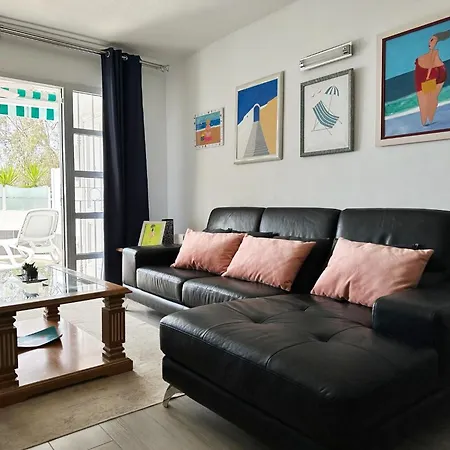 Апартаменты Relaxing Ocean View, Spacious Art With Large Terrace, Near Beaches