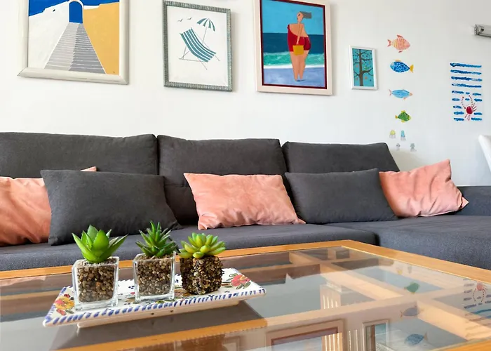 Spacious Art With Large Terrace, Relaxing Ocean View, Near Beaches *