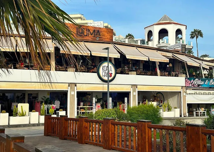 アパート Spacious Art With Large Terrace, Relaxing Ocean View, Near Beaches